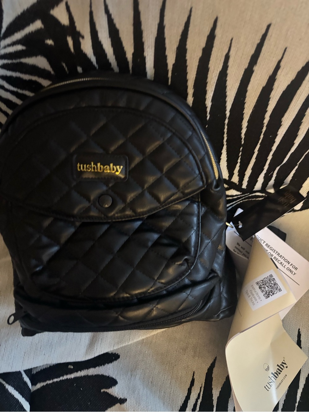 New with tag Tushbaby Quilted Black hip bag carrier